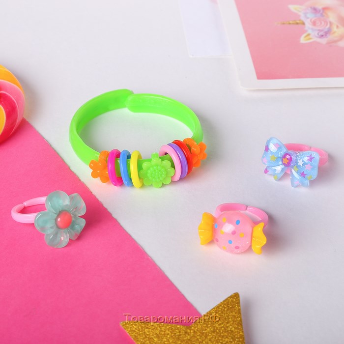 Набор детский «Выбражулька» 4 предмета: браслет, 3 кольца, ассорти, форма МИКС, цвет МИКС
