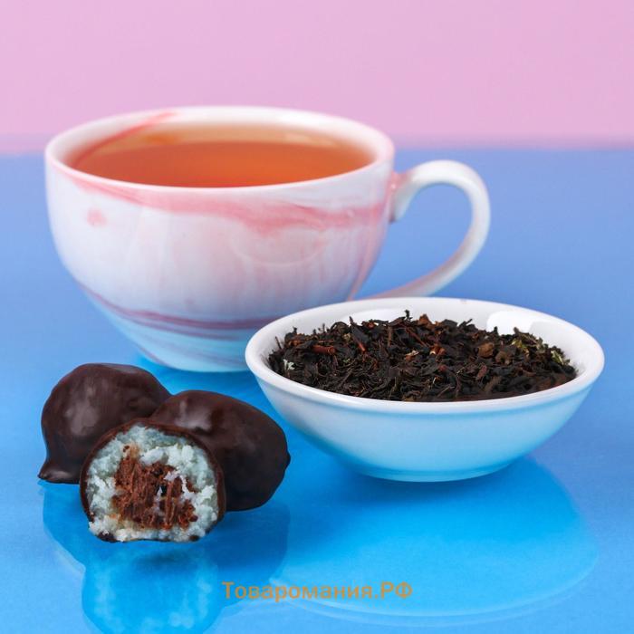 Набор «Какаосмическое»: конфеты: какао, 140 г., чай чёрный, 100 г.